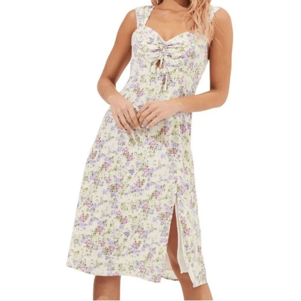 ASTR cinched bust floral midi dress
